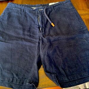 Linen shorts